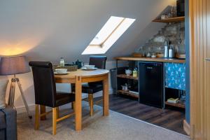 Stunning rural stay with idyllic views & great location