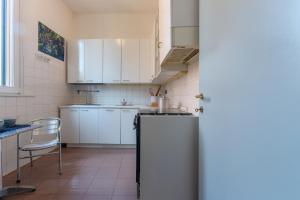 GuestHost - La casa Gialla central Apartment!