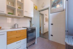 GuestHost - La casa Gialla central Apartment!
