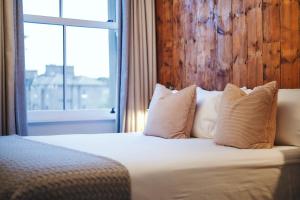 Petite Double Room room in The Brownswood