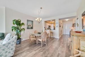 Beach Colony East 13C