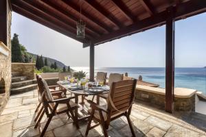 Sunrise Beach House - Wille, Andros