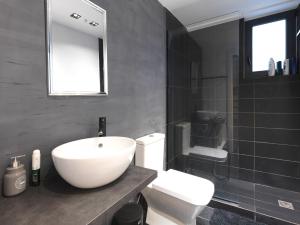 200 Mb fibre remote workers Dreamhouse