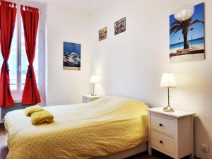 "Le Mimosa" by EnjoyNice, in the heart of Nice with airco