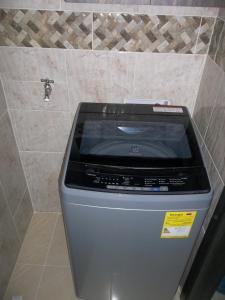 Apartaestudio en Pereira con vista al viaducto - Beatiful apartment with city view