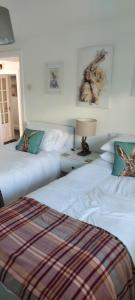 Sea Crest, Beautiful home in Tenby with sea views