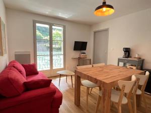 Appartements T3 centre ville avec parking, balcon et wifi. 5P. : photos des chambres