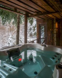 Novosiele Residence - nad górską rzeką - Leśne Spa sauna jacuzzi - Bieszczady