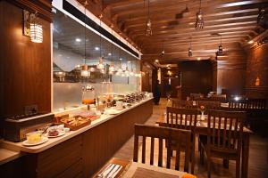 Everest Boutique Hotel