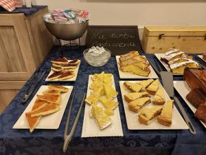 Hotel Susy - Ambienti rinnovati - direttamente su viale Dante e a due passi dal mare