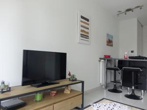 Appartement moderne 2 pièces avec balcon et WIFI, proche centre Sarzeau et plages - FR-1-639-48