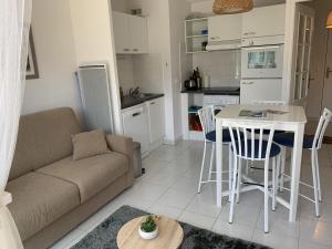 Appartement proche plage avec parking et balcon - FR-1-482-102