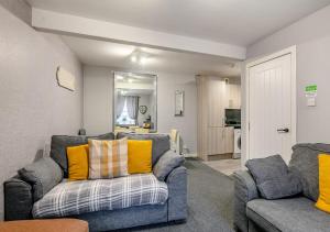 Entire House, 4 Bed Sleeps 8 Superhost Montrose