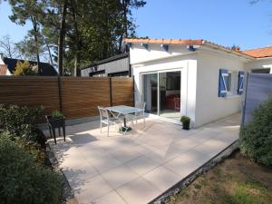 Maisons de vacances Maison Saint-Brevin-les-Pins, 2 pieces, 4 personnes - FR-1-364-126 : photos des chambres