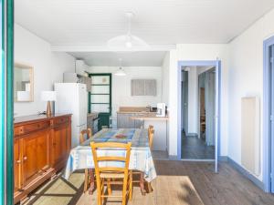 Maison Individuelle T4 pour 5 pers, Proche Centre et Océan, Grand Jardin, Non Fumeur, Pas danimaux - FR-1-521-190