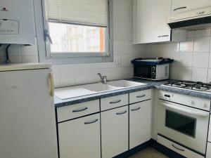 Appartement T2 face à la plage, 4 couchages, avec balcon – Les Sables-dOlonne - FR-1-197-534