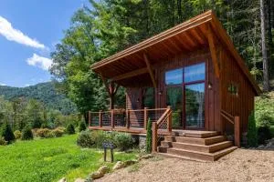 Red Wolf Chalet at Eagles Nest - Elk Valley