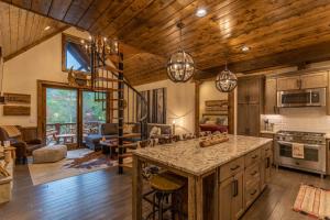 Three Little Bears at Eagles Nest