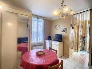 Studio confortable avec WiFi et animaux acceptés, proche de Lamalou-les-Bains - FR-1-451-153