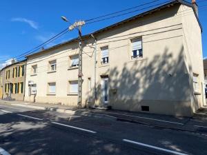 B&B / Chambres d'hotes Ch privee 23m - Canape lit - WIFI - Appart 120m : photos des chambres