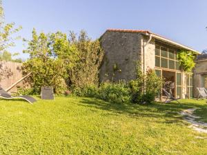 Maisons de vacances Gite Rouans, 4 pieces, 6 personnes - FR-1-306-1059 : photos des chambres