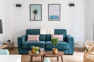 Las Canteras Lighthouse