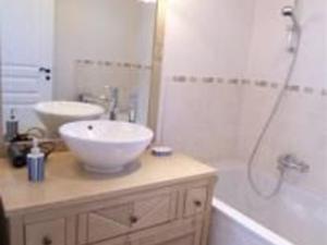 Maison à colombages rénovée en bord de forêt - FR-1-410-190