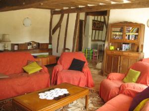 Maisons de vacances Gite Rouperroux-le-Coquet, 4 pieces, 6 personnes - FR-1-410-215 : photos des chambres