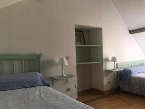 Maisons de vacances Gite Monce-en-Belin, 4 pieces, 11 personnes - FR-1-410-248 : photos des chambres