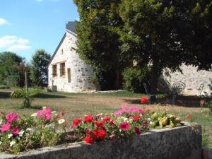 Maisons de vacances Gite Souvigne-sur-Sarthe, 3 pieces, 5 personnes - FR-1-410-191 : photos des chambres