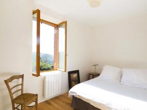 Grande Maison avec terrasse et proche rivière en Berry - FR-1-591-13