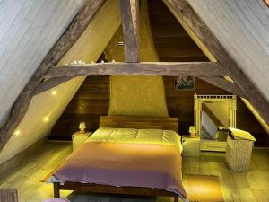 À louer : Ancienne forge avec sauna, piscine, proche plage et sites historiques - FR-1-591-193
