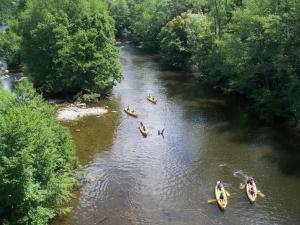 Maison À Proximité De LAllier Avec Jardin En Terrasses, Près De Chilhac Et Langeac - FR-1-582-7