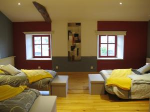 Maisons de vacances Gite Mauvages, 3 pieces, 6 personnes - FR-1-585-73 : photos des chambres