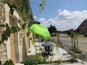 Maisons de vacances Gite Crannes-en-Champagne, 3 pieces, 5 personnes - FR-1-410-315 : photos des chambres