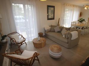 Maisons de vacances Maison Saint-Brevin-les-Pins, 4 pieces, 6 personnes - FR-1-364-112 : photos des chambres