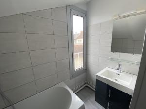 Studio central avec Wi-Fi proche des Thermes de La Roche-Posay - FR-1-541-82