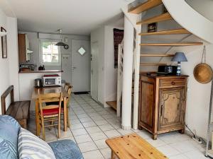 Appartements Appartement Saint-Pair-sur-Mer, 3 pieces, 4 personnes - FR-1-361-374 : photos des chambres