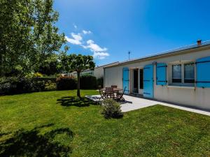 Maisons de vacances Maison Les Sables-d'Olonne, 4 pieces, 8 personnes - FR-1-197-500 : photos des chambres