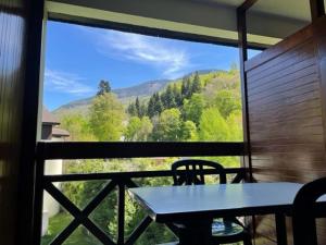 Confortable studio 2 pers avec balcon est, parking et WiFi inclus - FR-1-512-260