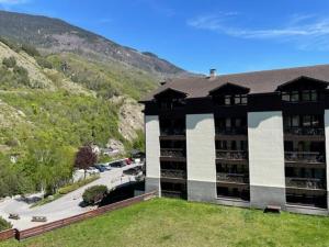 Confortable studio 2 pers avec balcon est, parking et WiFi inclus - FR-1-512-260