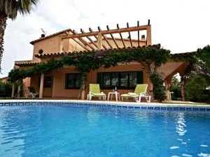 Casa con Piscina, Wifi, A/A y Barbacoa en Sant Pere Pescador - ES-89-82 - 圣佩德罗-佩斯卡多尔