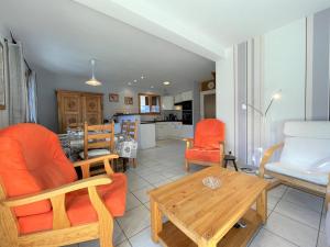 Maisons de vacances Maison Briancon, 4 pieces, 6 personnes - FR-1-330C-138 : photos des chambres