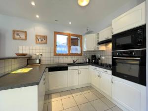 Maisons de vacances Maison Briancon, 4 pieces, 6 personnes - FR-1-330C-138 : photos des chambres