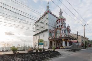 Urbanview Palace Syariah Balikpapan by RedDoorz