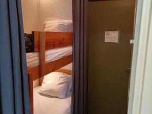 Appartement cosy 6 pers, proche pistes, balcon, casier à skis, parking gratuit - FR-1-602-25