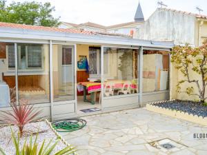 Maison Les Sables-d Olonne, 3 pièces, 5 personnes - FR-1-485-91