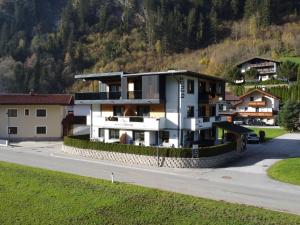 Chalet in Mayrhofen near Ski Lifts