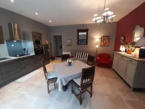 T2 de Standing avec Jardin, Terrasse et WI-FI au Centre de La Roche-Posay - FR-1-541-67 - Barrou