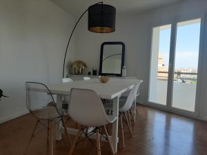 Ciboure : T4 spacieux avec balcon et véranda, proche golf - FR-1-239-554